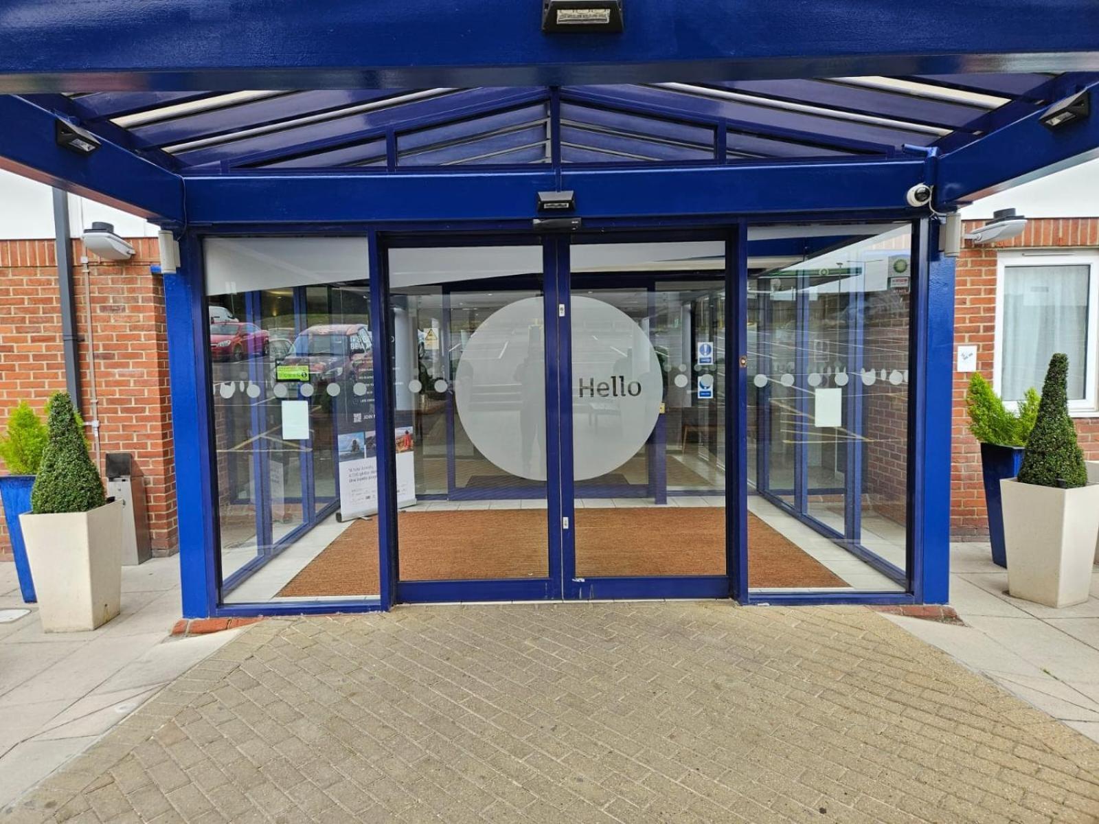 Holiday Inn Express Canterbury By Ihg Exterior photo