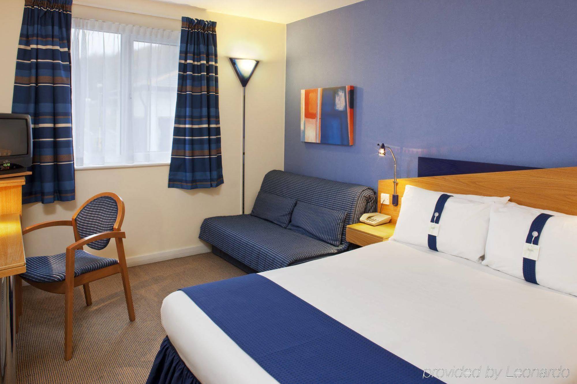 Holiday Inn Express Canterbury By Ihg Room photo